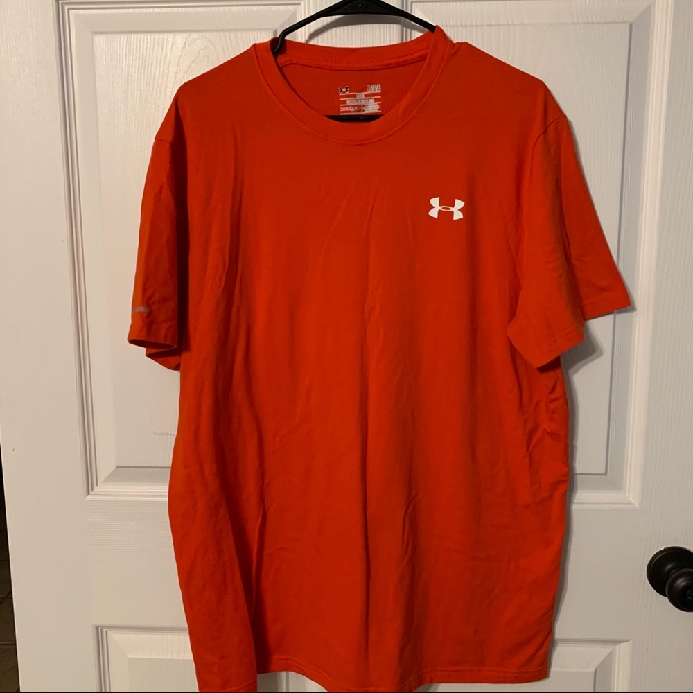 Under armour tee